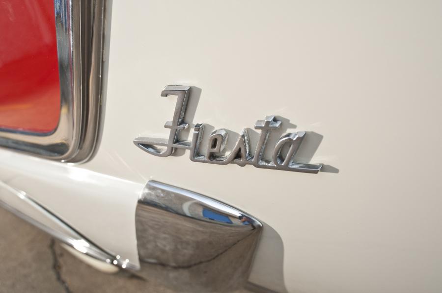  Oldsmobile 98 Fiesta Convertible 1953 года  (фото 62 из 87)